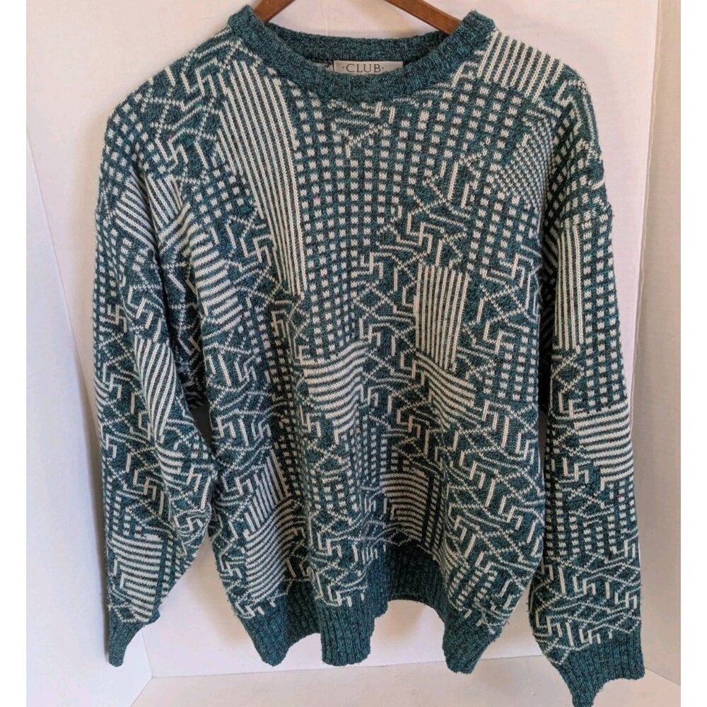 Vintage Mens Large Club International Graphic Sweater Pull Over Crew Neck Teal